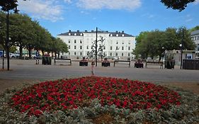 Vaenerport Stadshotell I Mariestad